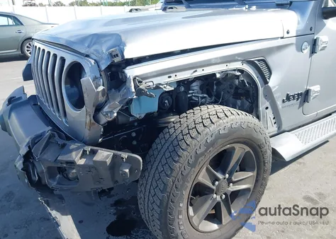 2020 Jeep Wrangler Unlimited Sahara Altitude 4X4 z USA, uszkodzony, nr VIN 1C4HJXEN1LW123787